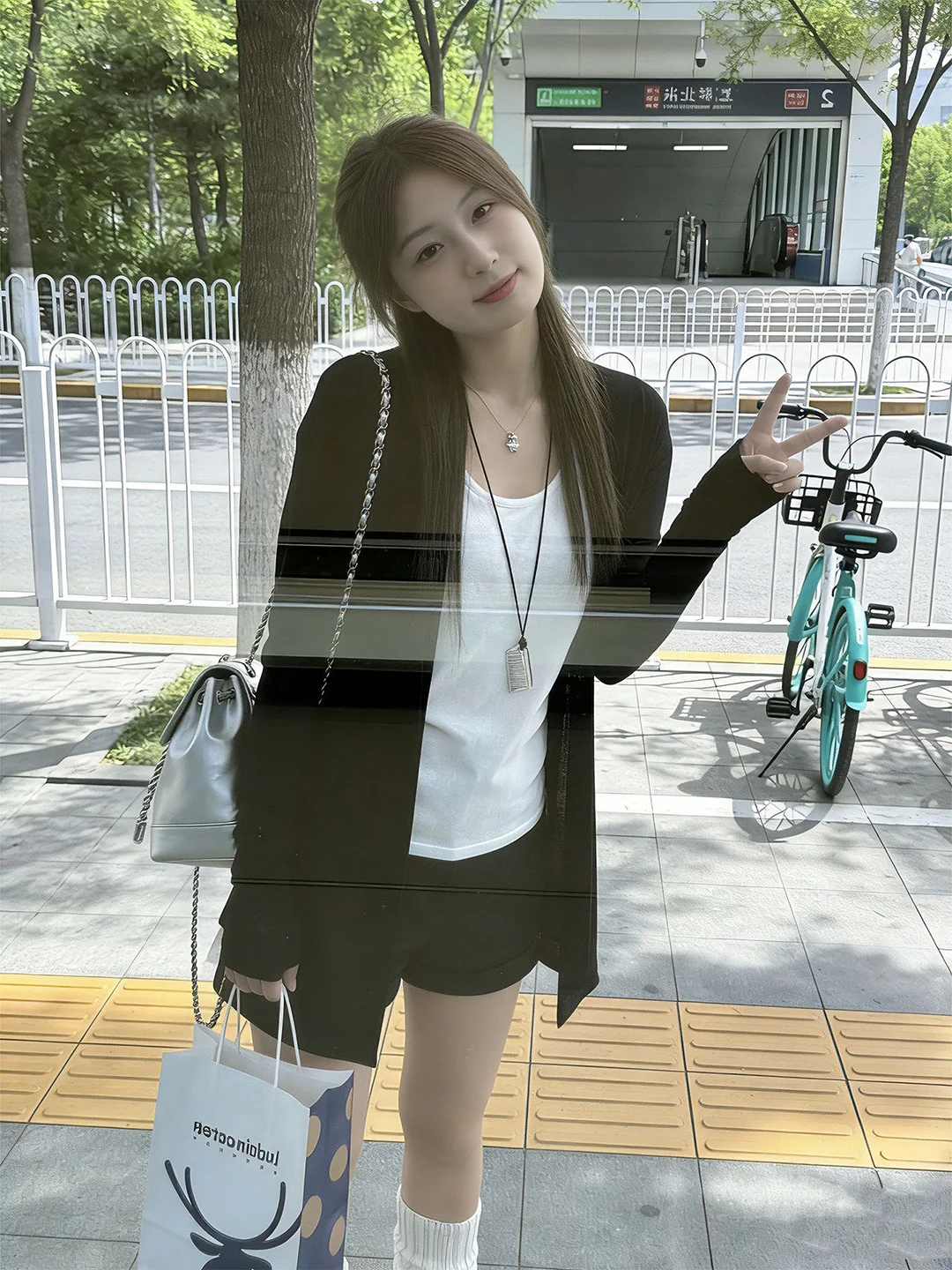 Loose Fit Black Asymmetrical Women's Cardigan Summer Layering Top Sun Protection Vest Two-Piece Set Comfortable Korean Style