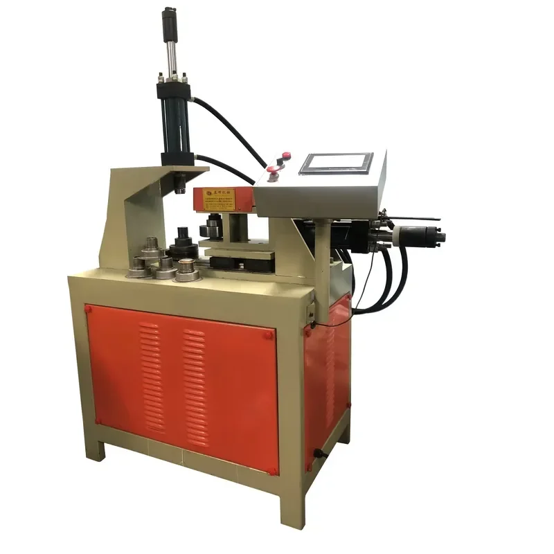 Hydraulic rolling machine with vibrating disc screw roller for illuminating bottle caps