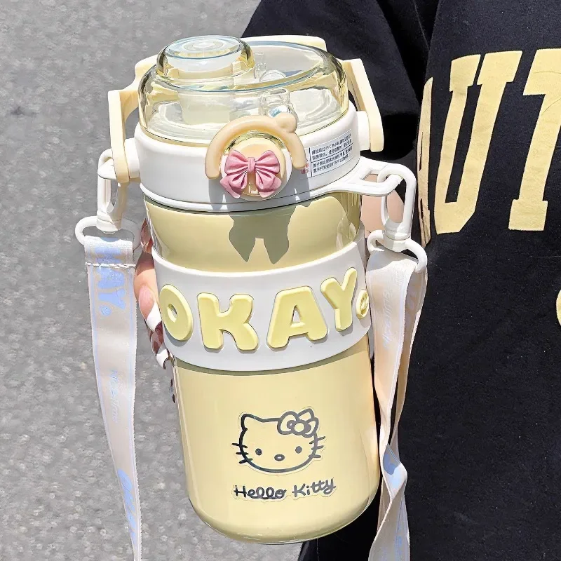 

Sanrio Hello Kitty Anime Insulated Cup Cute Large Capacity Double Drinking Kawaii Straw Portable Bottle Gifts for Girls