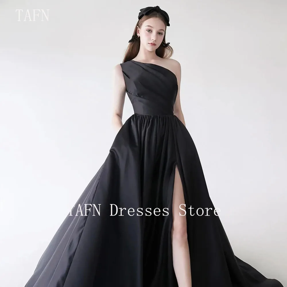 TAFN One-Shoulder Korea Evening Dress Custom Made Outdoor Black Satin Wedding Dresses Side High Slit Bridal Gown Photo Shoot