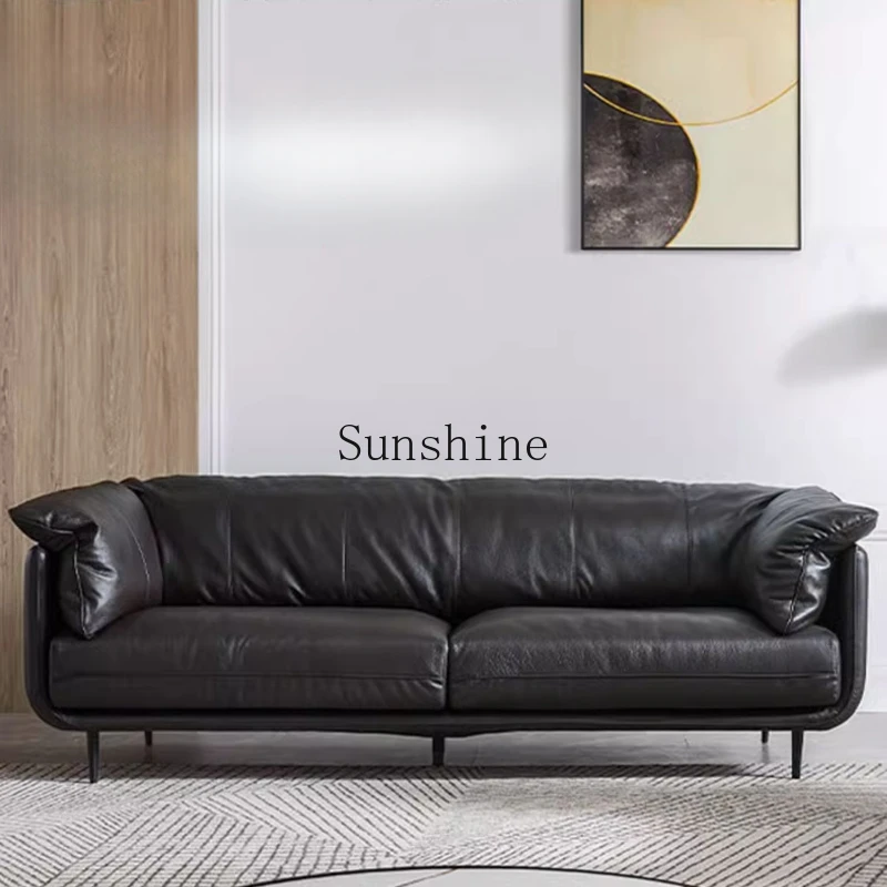 

Italian retro living room small apartment black leather sofa