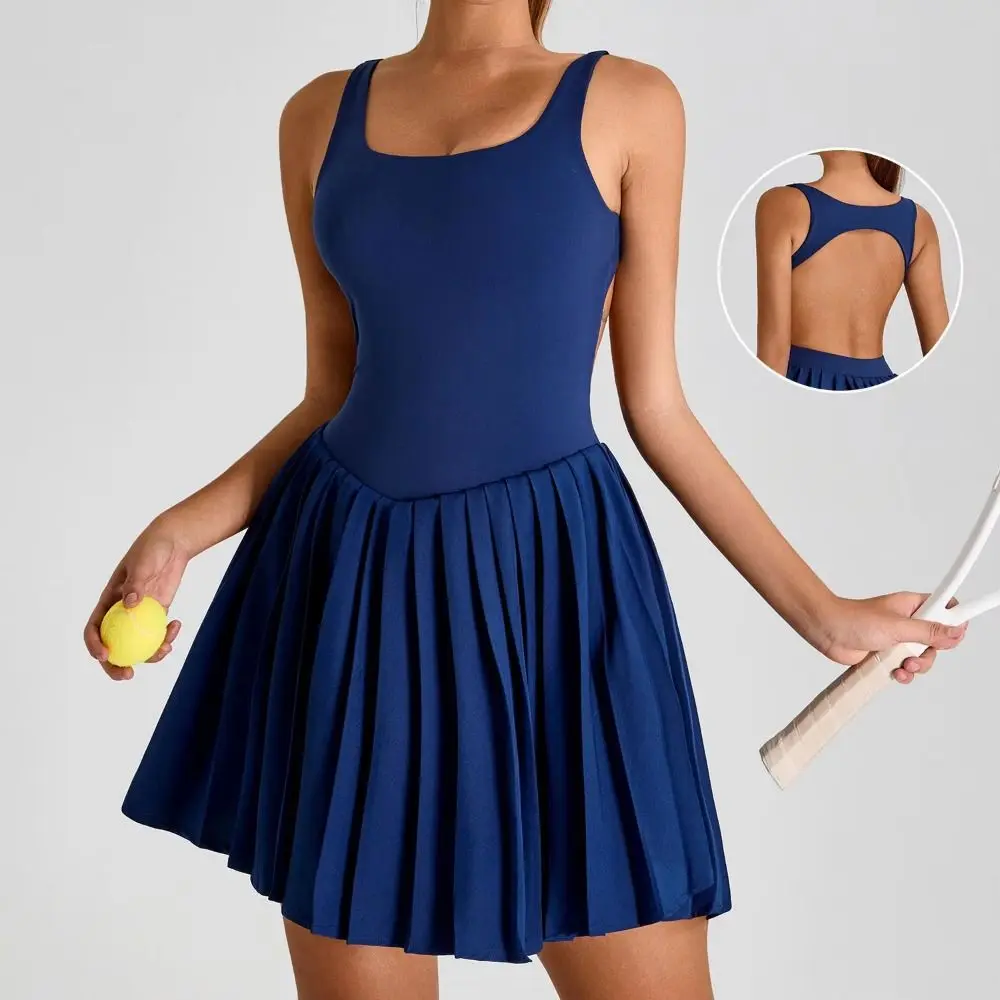 فستان تنس نسائي مجوف برباط من البوليستر تنانير كرة الريشة مدمجة قصيرة عالية المرونة لليوجا واللياقة البدنية فستان تنس جولف