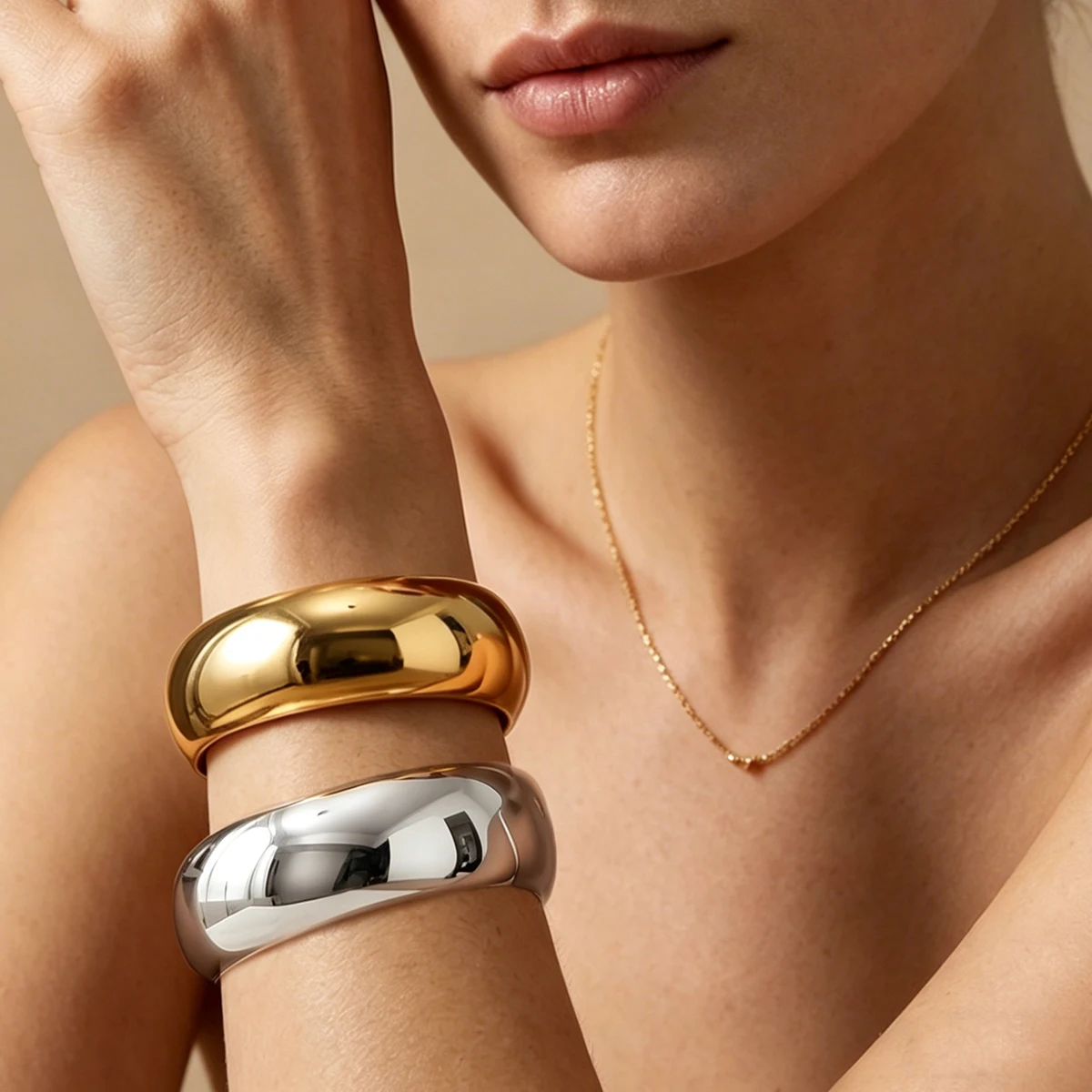 

AURORA Elegant Wide Version Bangles Bracelets For Women's 18K Gold-plated Bangles Stainless Steel Wrist Jewelry Hand Decoration