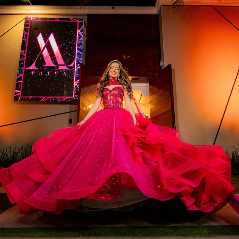 Brilhante rosa rosa quinceanera vestido fora do ombro renda camadas decalque cauda longa vestidos de 15 quinceanera ﻿ Personalizar