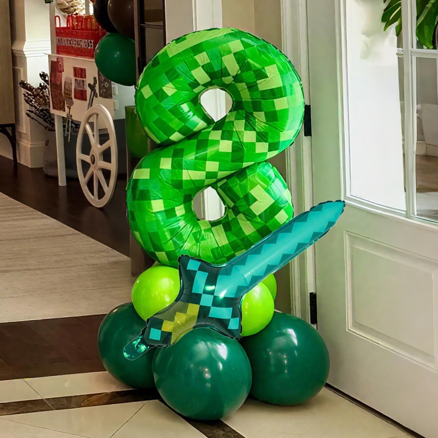Set di palloncini a tema minatore pixel verde da 40 pollici, palloncino in pellicola di alluminio con spada diamantata, evento di gioco nella giungla, decorazione della festa di compleanno