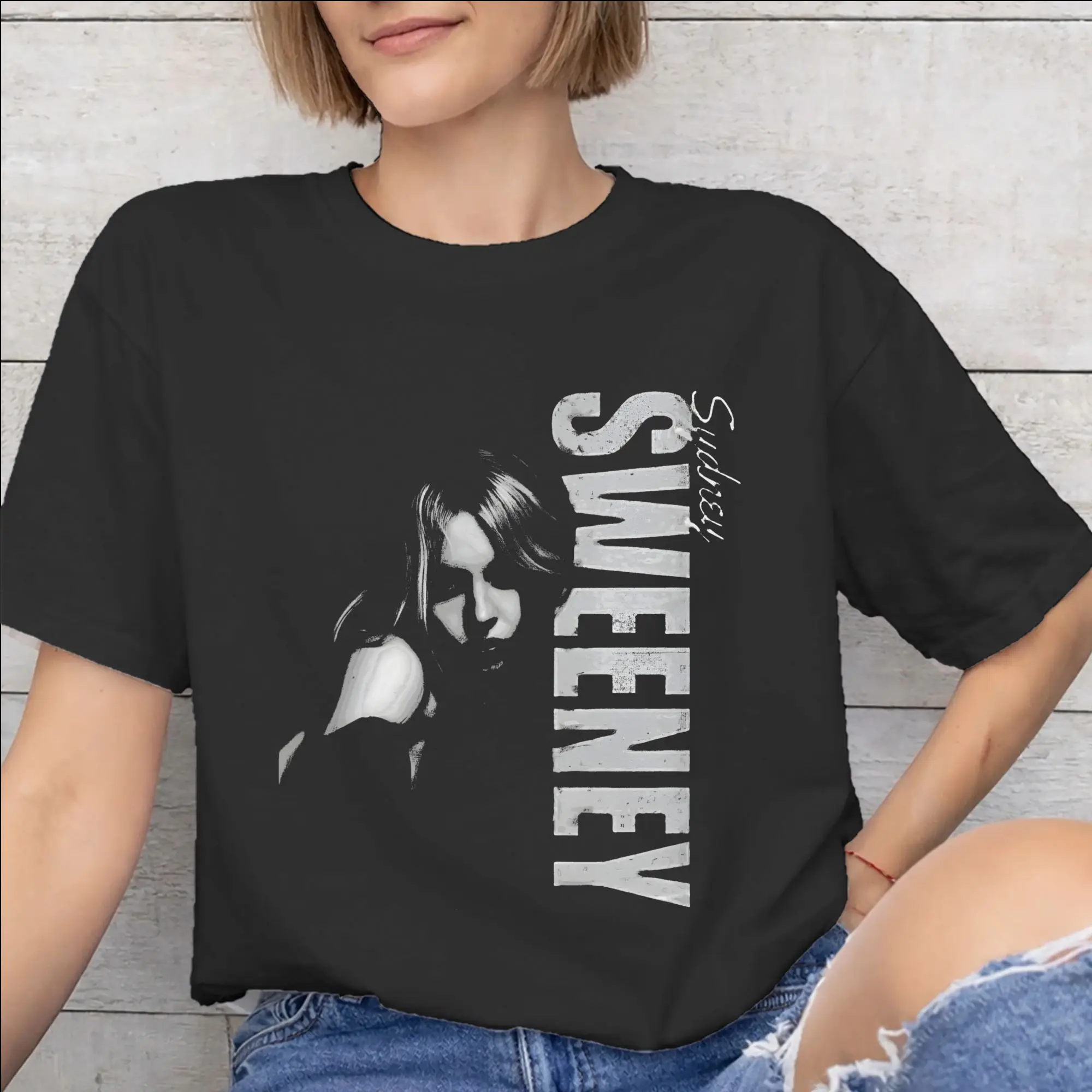 All Seasons Cassie Howard Sydney Sweeney T Shirt for Men Women  100% Cotton T-shirts Short Sleeve Tops
