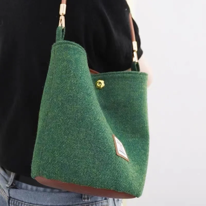 Fashion Tweed Bucket Bag Causal Korean Women Carrying Bag Niche One Shoulder Portable Underarm Bag