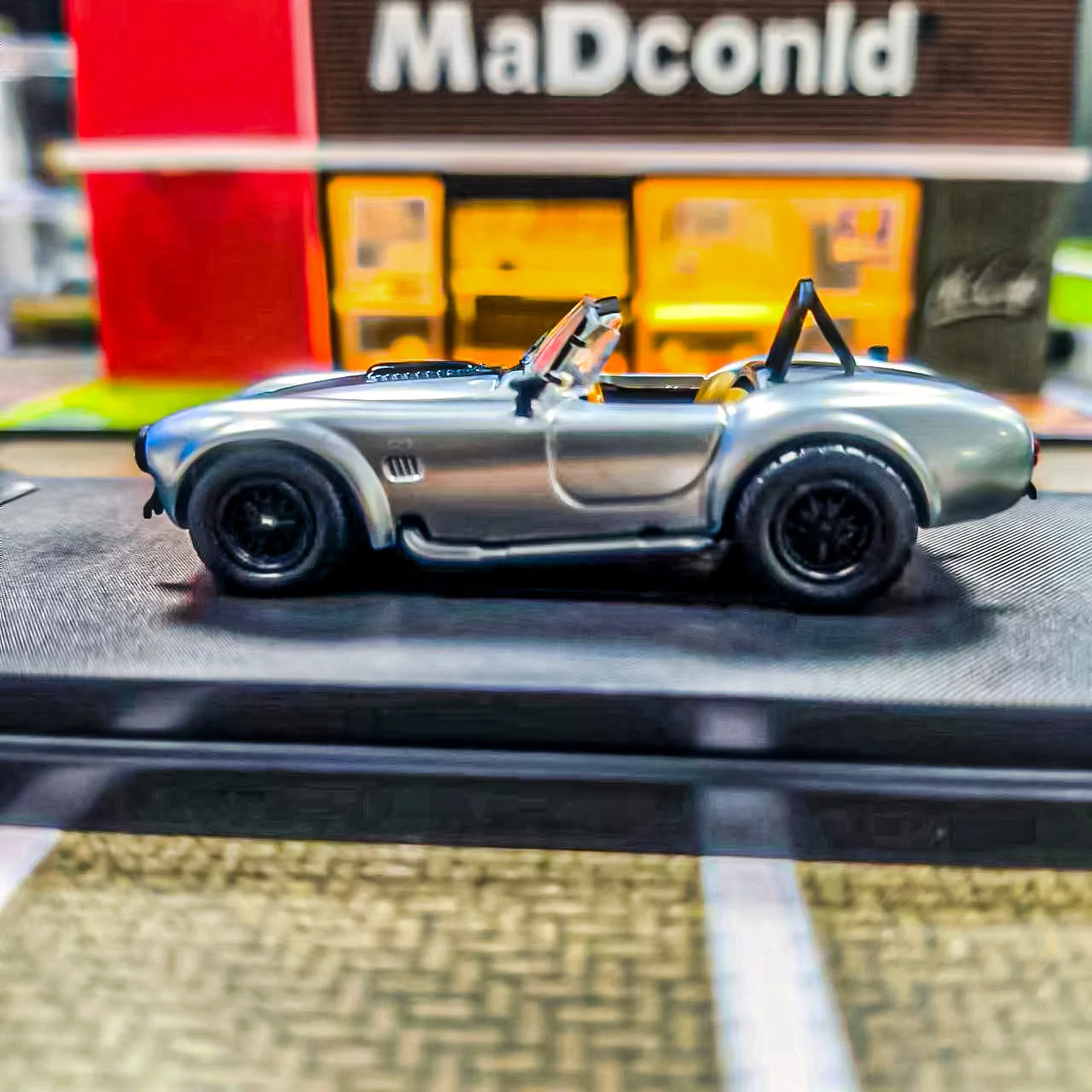 1/64 travaux fins SHELBY COBRA 427S/C Hone modèle 64x haut ouvert argent moulé sous pression