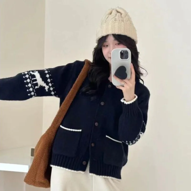 

Women's Retro Jacquard Pocket Knit Blend Cardigan Relaxed Fit Lapel Spring Autumn Sweater Fashion Casual Cotton Knit Sweater