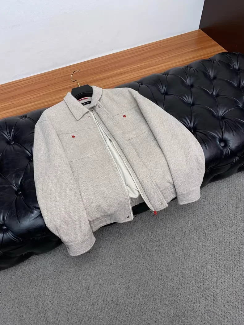 

Kiton Итальянская мужская куртка Old Money Wind с двойным карманом