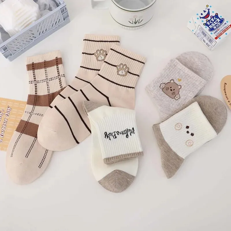 5 Pairs Women\'s Mid-Tube Socks Cartton Autumn Winter Breathable Comfortable Sport Sweat Absorbent Sock