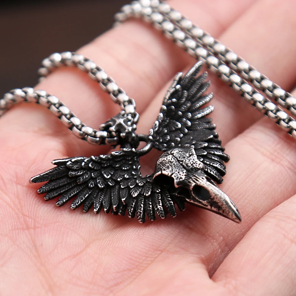 Unique Vintage Black Raven Skull Wing Pendant Necklace for Men Women Stainless Steel Punk Animal Amulet Jewelry Gifts Wholesale