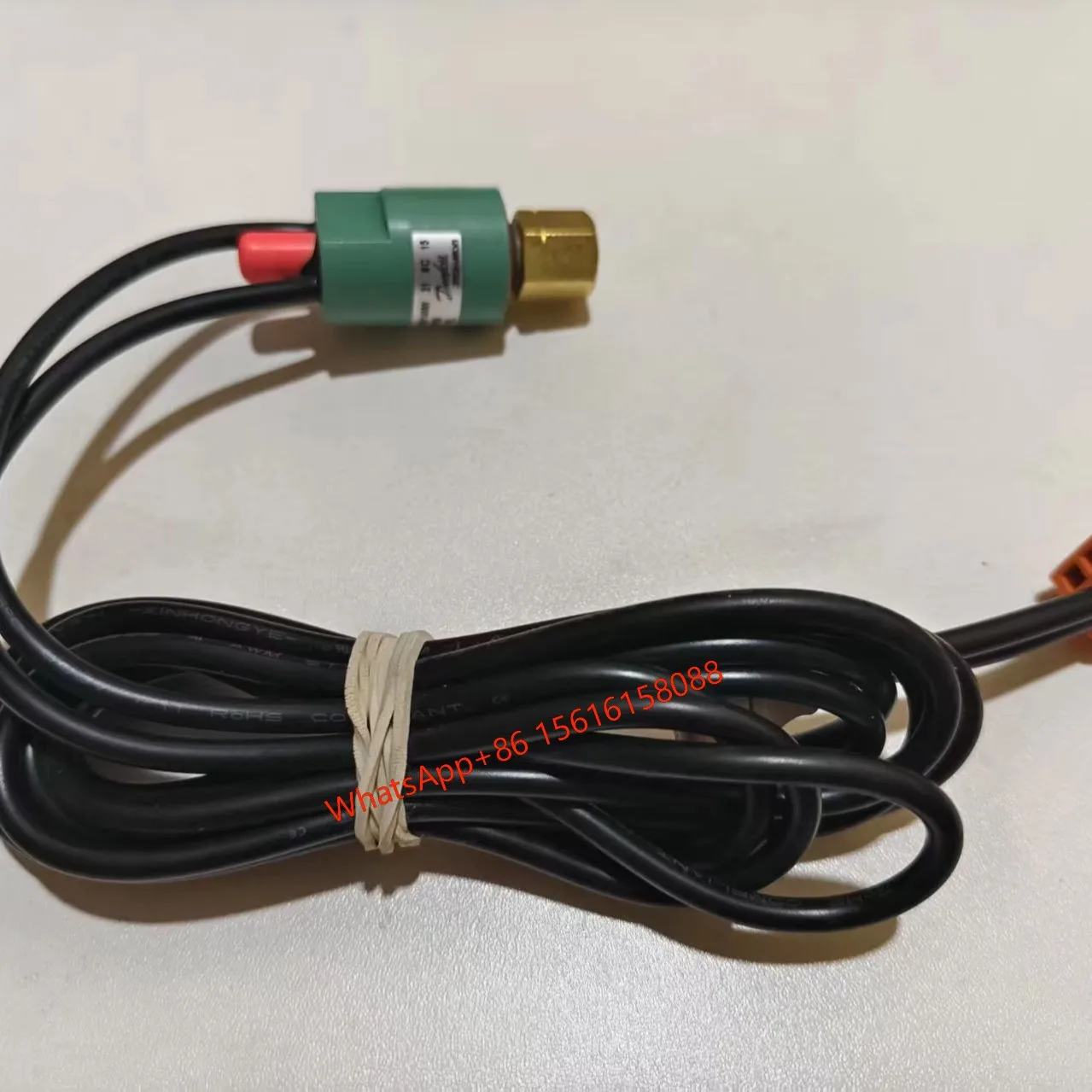 

Датчик низкого давления ACB-1UB114MW 061F9758 PS45BAR