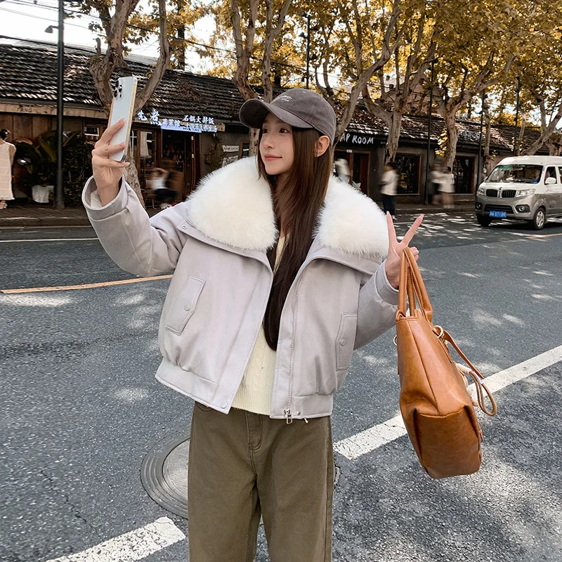 جديد جودة عالية الشتاء سترة النساء الملابس صوف الضأن كبير الفراء طوق المرأة قصيرة الشتاء أسفل معطف مبطّن بالقطن سترات الإناث
