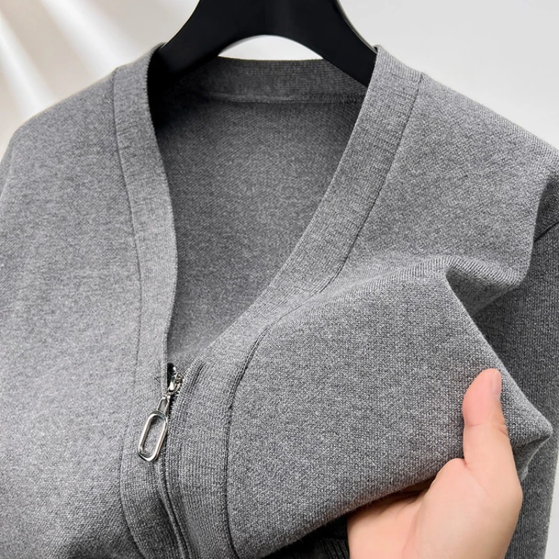 

2025 Men's Autumn and Winter Pullover Zipper Sweater Knitted Sweater