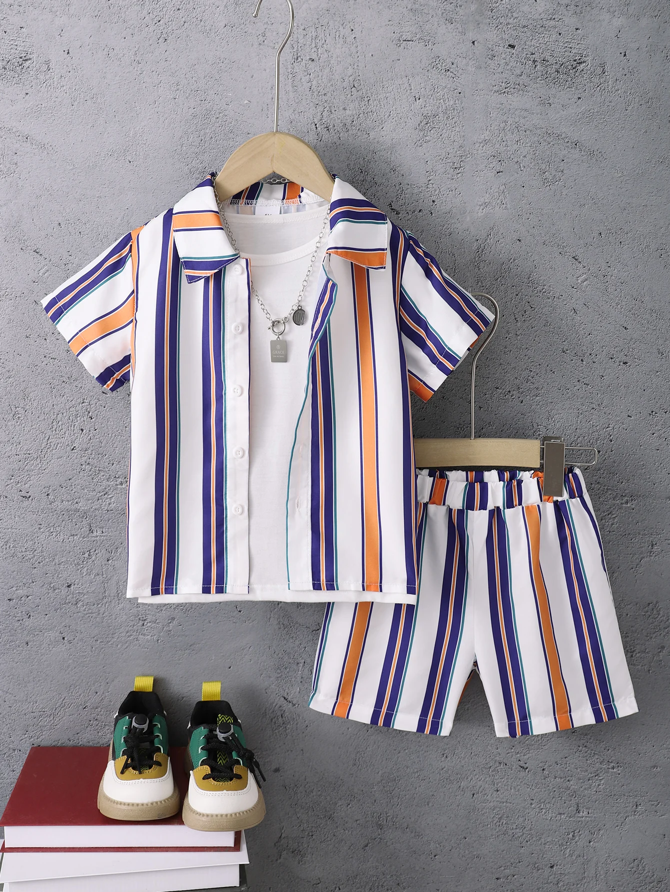 Summer Cool Boys Short Sleeves Striped Two-Piece A Gentleman\'s Suit For 4-7 Years Old Kids