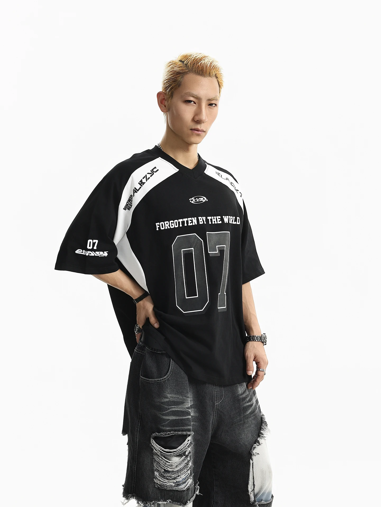 BETEBULE American High Street Digital Print Color Block V-neck Short Sleeve Men's T-shirt Summer Sport Style Loose Top