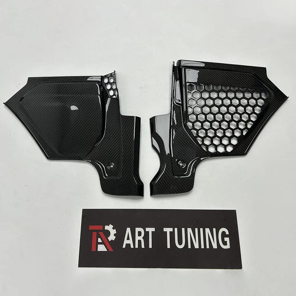 

Dry Carbon Fiber Engine Bay Side Panels With Vent Grille For BMW M3/M4 G80/G81/G82/G83 2021+