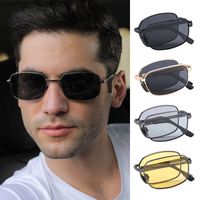Portable Folding Polarized Sunglasses for Men, Square Metal Frame Photochromic Sunglasses Driving Glasses Night Vision Eyewear