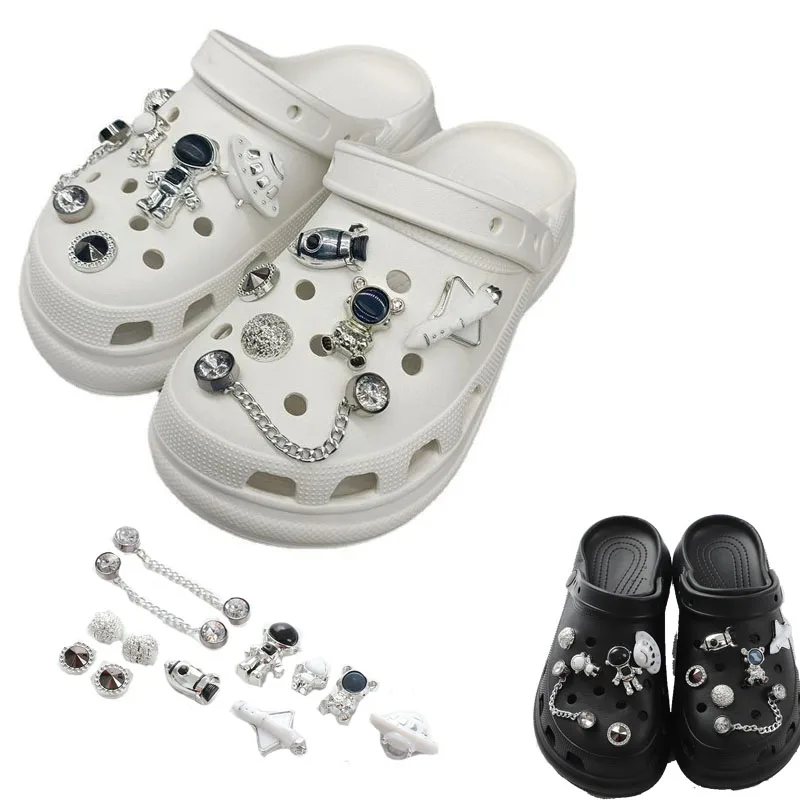 12Pcs/Set DIY Astronaut Alien Set Shoes Buckles Decoration for Women men Croc Shoes Removable Charm Buckle Party Accessories