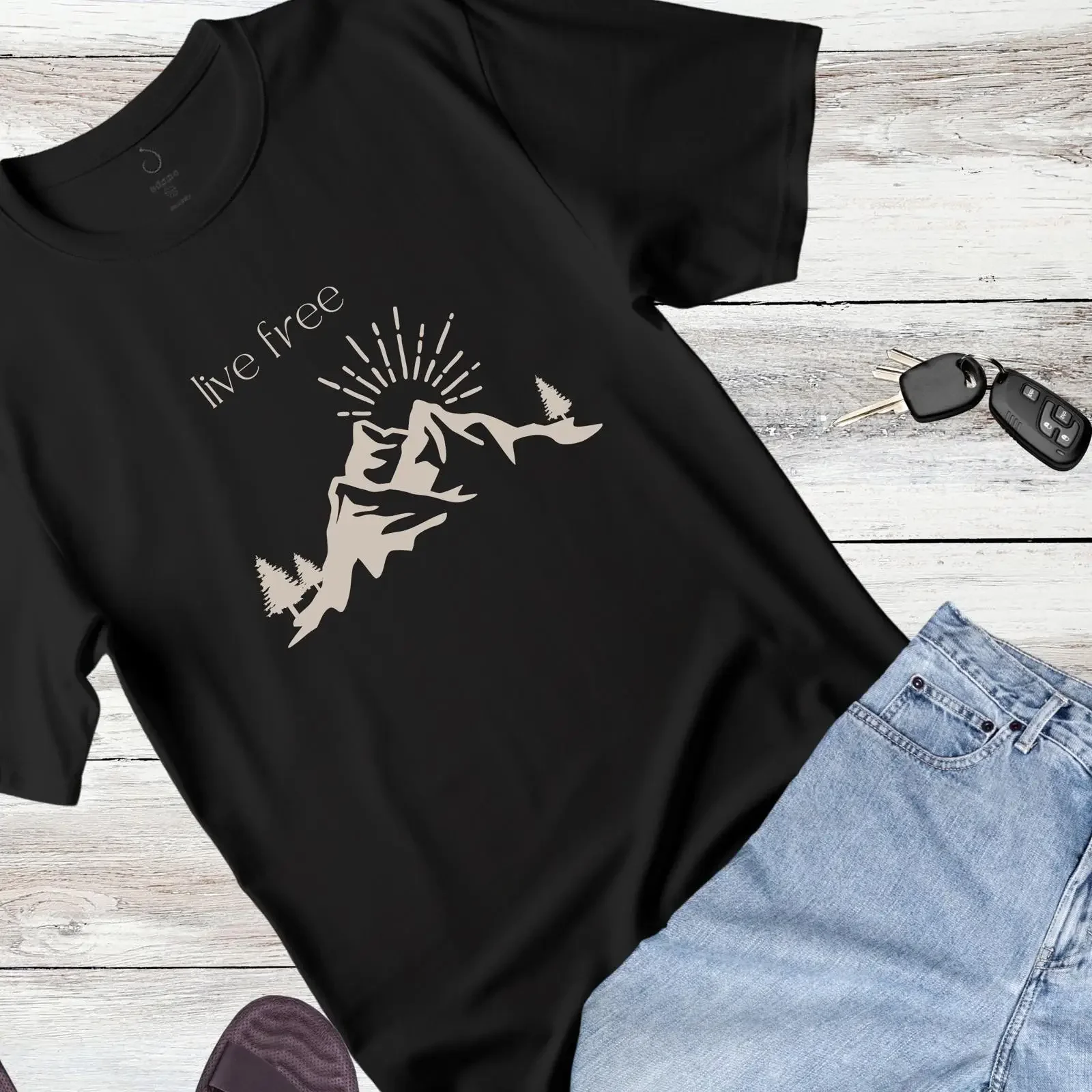 Mountain Range T Shirt Live Free for Outdoor Lovers vintage Washed Breathable homme Soft Top For Everyday Wear Slightly