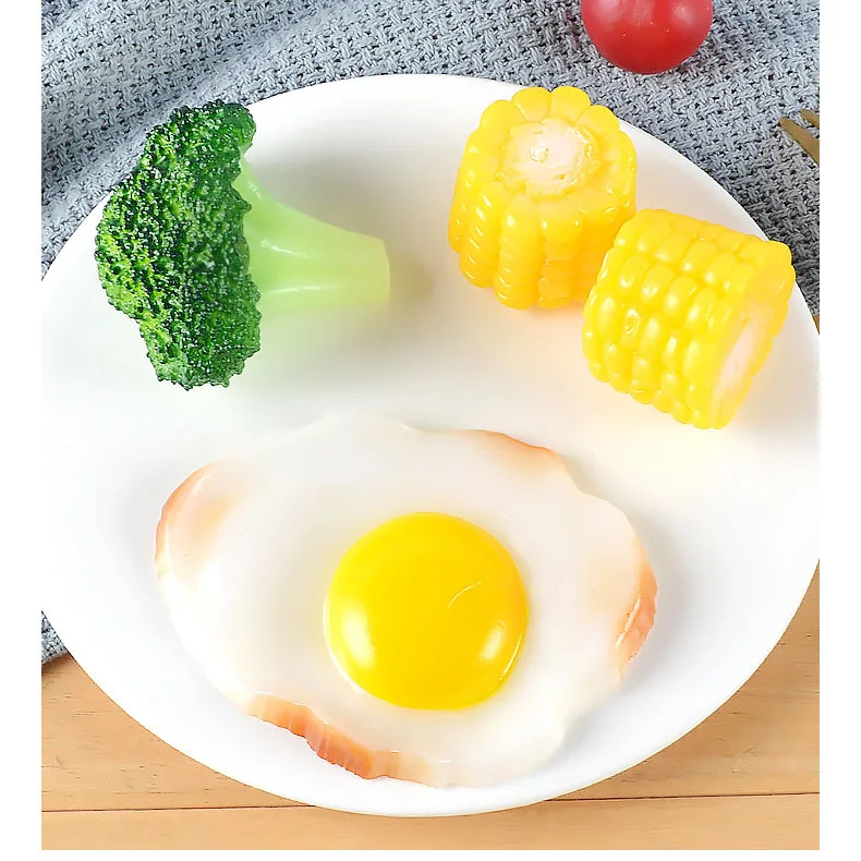 Simulated Poached Egg Keychain Western Breakfast Model Toys Creative Food Model Car Bag Pendant Photography Props Jewelry