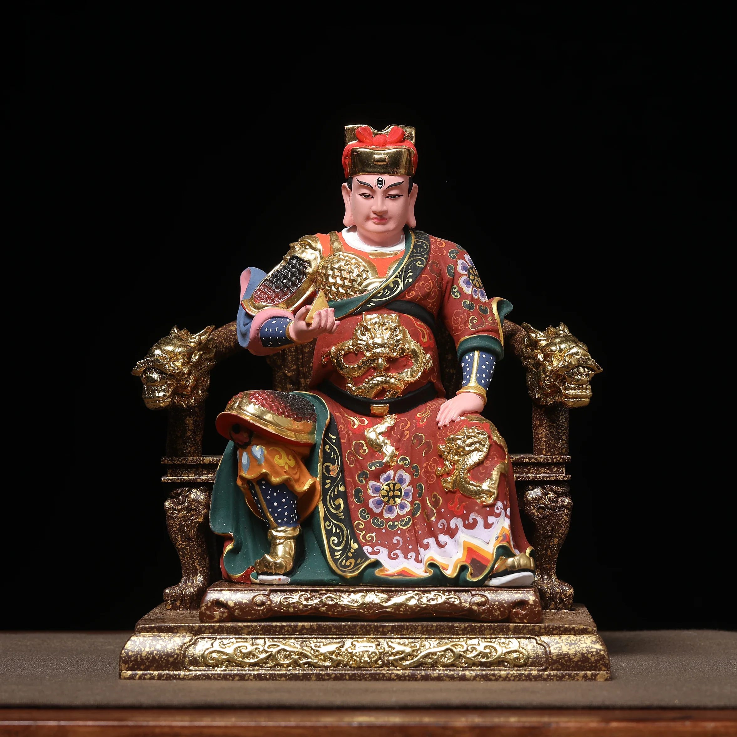Juniper wood fine carving and painting gold-painted Huaguang Emperor Ma Wangye Vulcan three-eyed statue ornament ornament solid