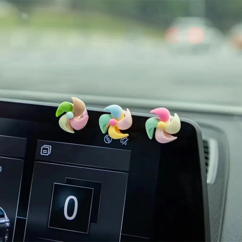 Rotating Small Windmill Model Decor Cute Creative Car Mounted Ornaments Auto Interior Dashboard Accessories For Girls Gifts