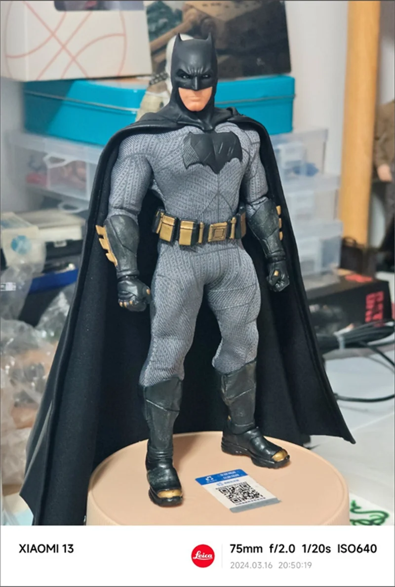 Mezco One 12-Rüstung Batman Actionfigur Batman Figur Bruce Wayne Joker Figur Sammlerstück Modell Spielzeug Geschenk Anime Auf Lager – Detail 13