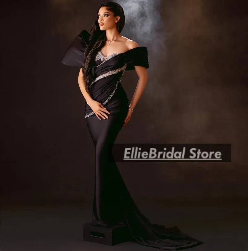 Gorgeous Black Even…