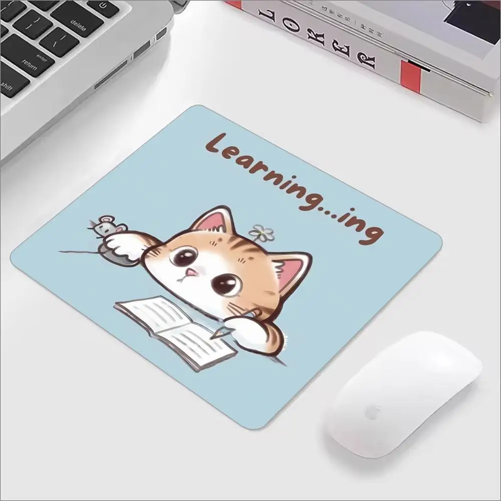 Cute Cat Illustration Mouse Pad Small Office Table Mats Computer Accessories Washable Non-slip Rubber with Precision Lock Edge