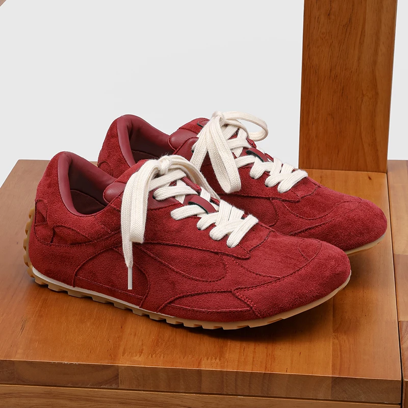

This Year's Must-have Light Luxury Faux Suede Men Shoes with Anti Slip Splicing High-end Personalized Casual Sports Shoes