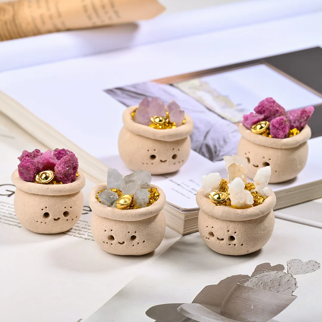 Natural crystal rough stone small bean ornament bean cornucopia learning partner office book desktop cute ornament