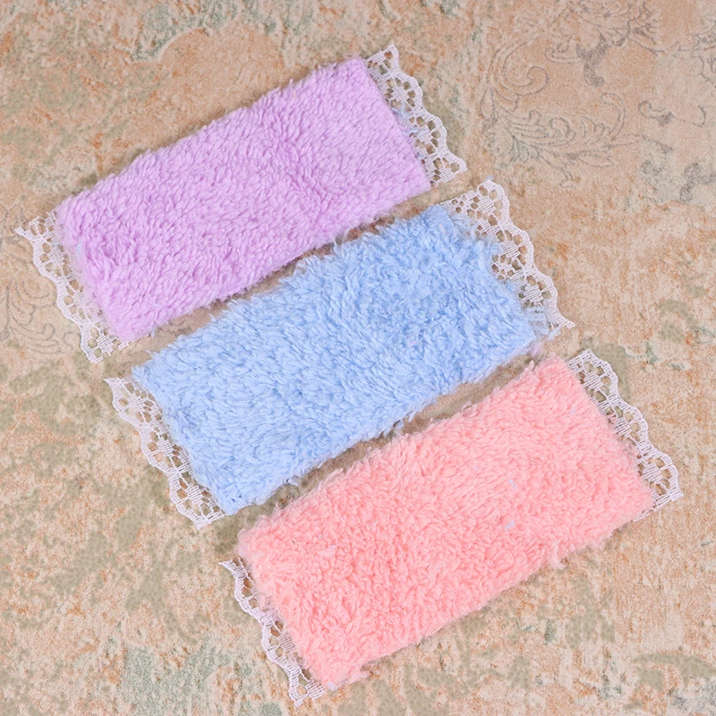 3Pcs/Set Dollhouse Mini Bathroom Lace Towel Bath Towel Model For Doll House Decor Kids Pretend Play Toys DIY Bathroom Ornaments