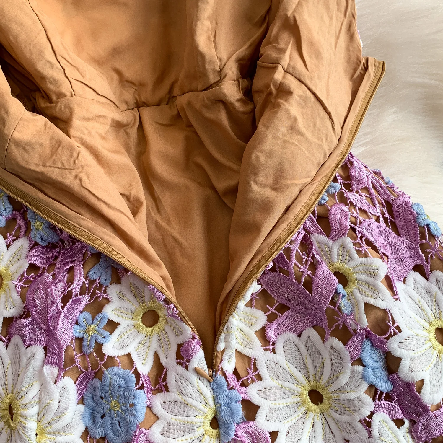 أنيقة خمر الدانتيل الأزهار Ruched الجوف خارج أنيقة الجنية الكورية أزياء بوهو فستان الشمس النساء الملابس فستان طويل