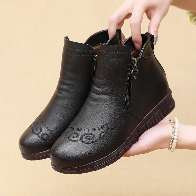 

Fashion Winter Women Genuine Leather Flat Ankle Boots elderly Plus size Warm Non-slip Snow Boots Mother Cotton Shoes Black Brown