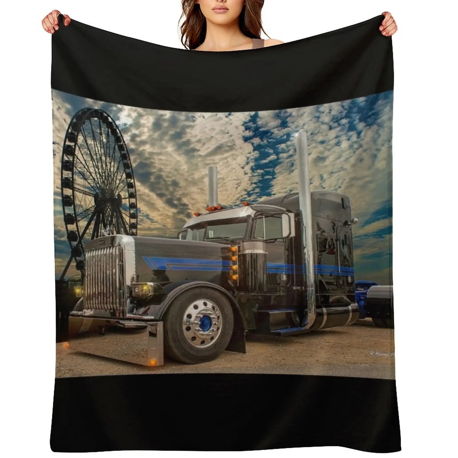 

Black Peterbilt at the Fair Throw Blanket christmas decoration Luxury Brand Blankets For Sofas Decorative Sofas Blankets