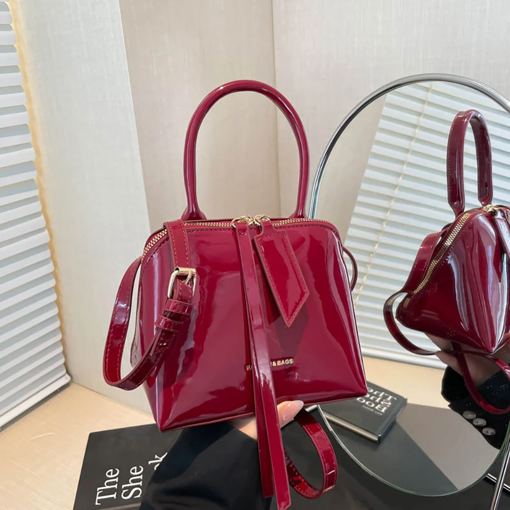 

Модные бордовые женские сумки из лакированной кожи, простая текстура, пригородная сумка на плечо, женские сумки через плечо с ручной ручкой