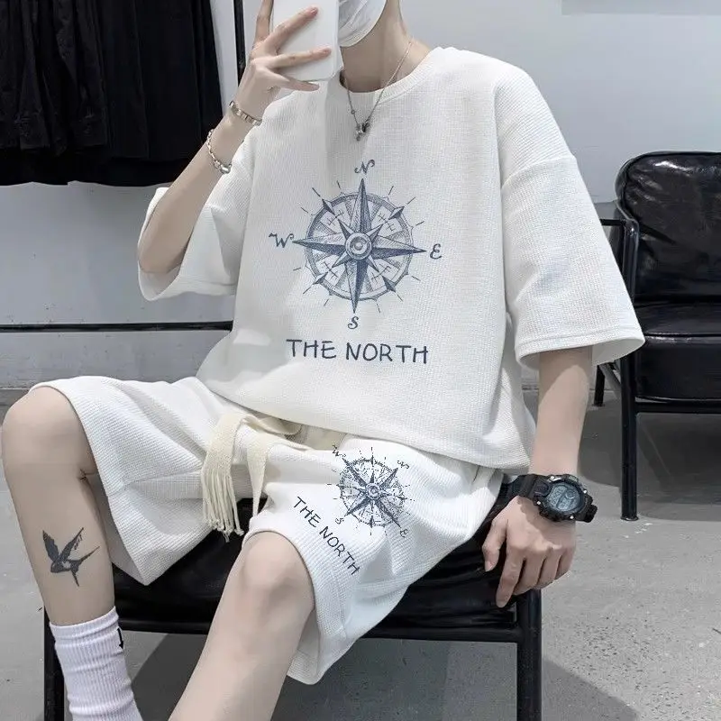 Shorts Men's Round Neck Short Sleeved T-shirt Wrinkle Resistant And Breathable Top Texture Fabric Leisure Versatile Tracksuit
