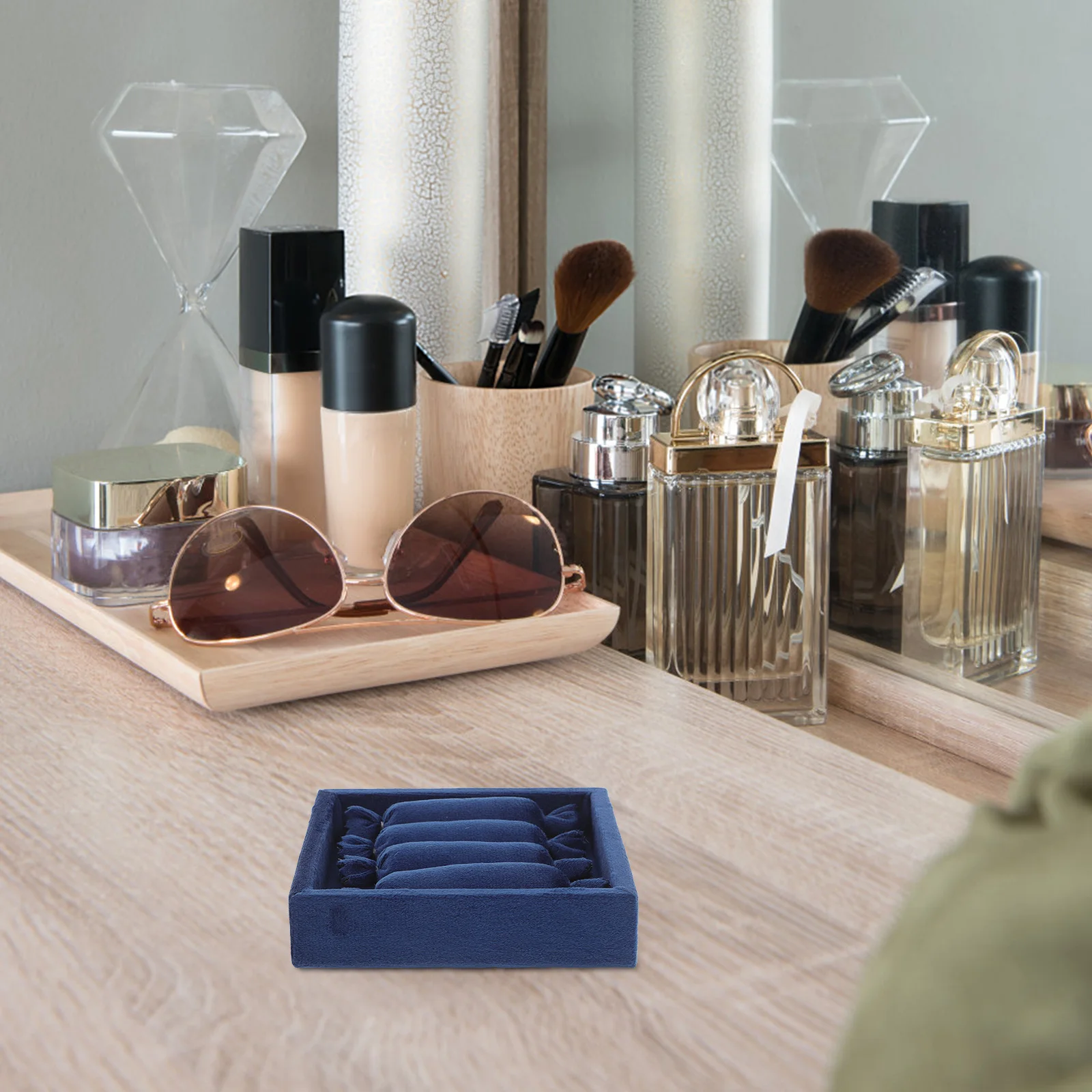 

Elegant Ring Display Tray Jewelry Storage Organizer Drawer Box Multifunctional Stackable Ring Holder Tray Silverware