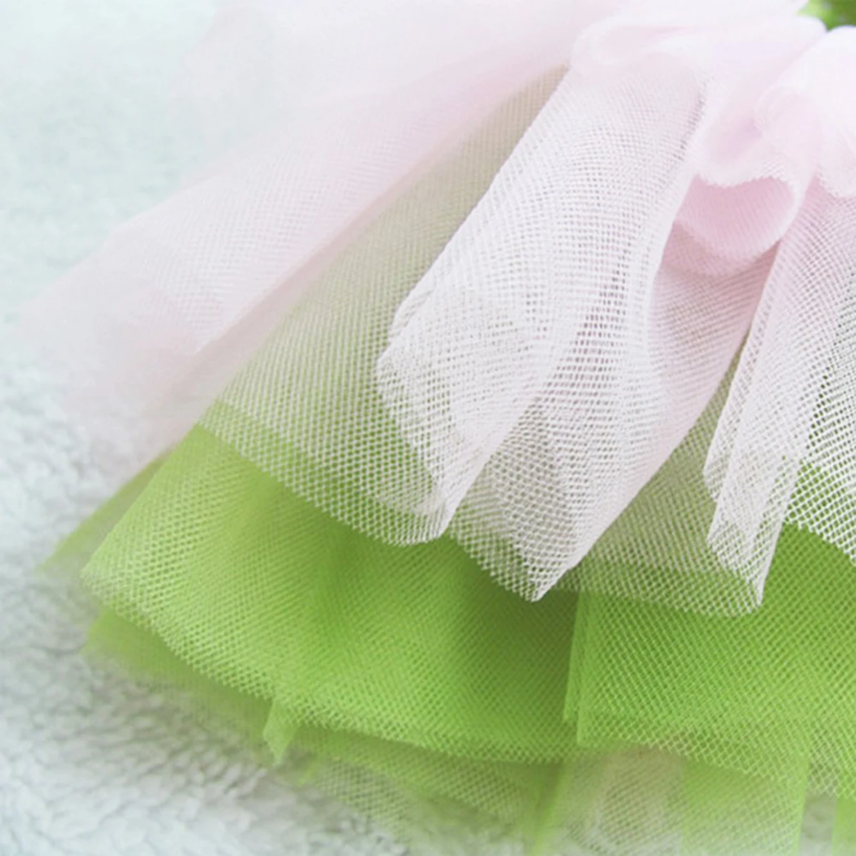 

Pet Floral Skirt Outdoor Dog Clothes Dress Shoot Flower Stylish