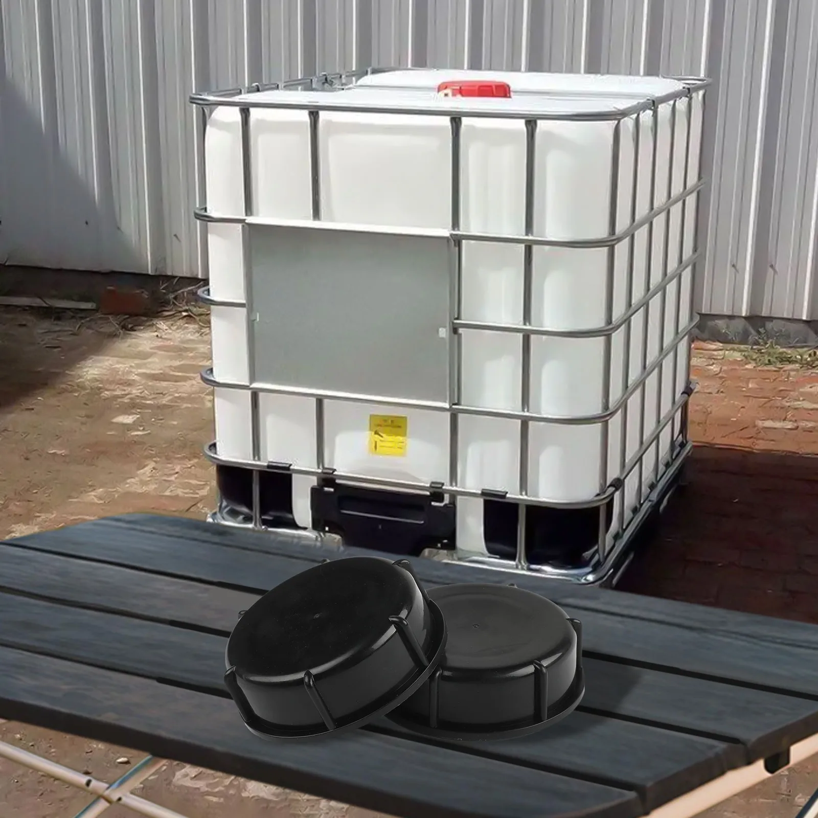 

Комплект из 2 крышек для клапанов IBC-контейнеров с резьбой S100x8 (100 мм) для защиты выходного патрубка DN80 при использовании в системах хранения