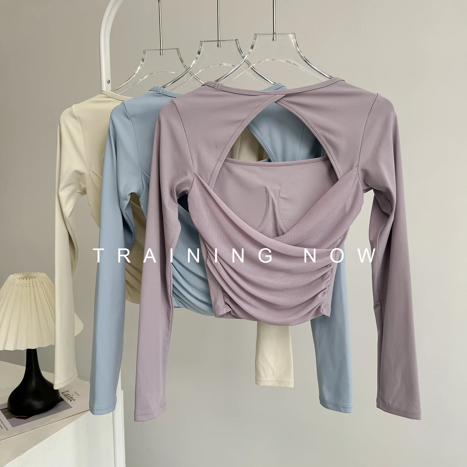 

High-end yoga clothes long-sleeved women's autumn and winter professional Pilates training clothes with chest pads sports