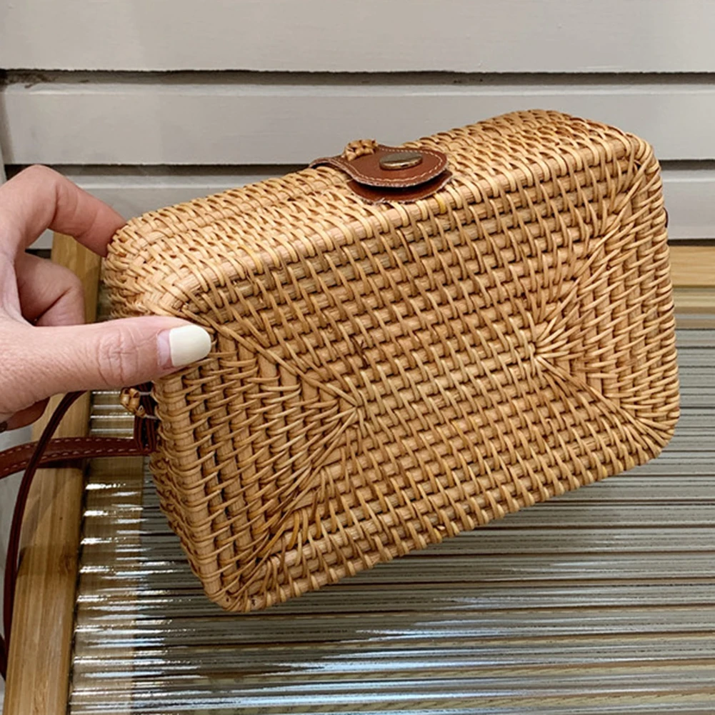 Handwoven Crossbody Bag Adjustable Strap Rattan Composite Shoulder Bag Large-capacity Portable Storage Ladies Shopping Trip