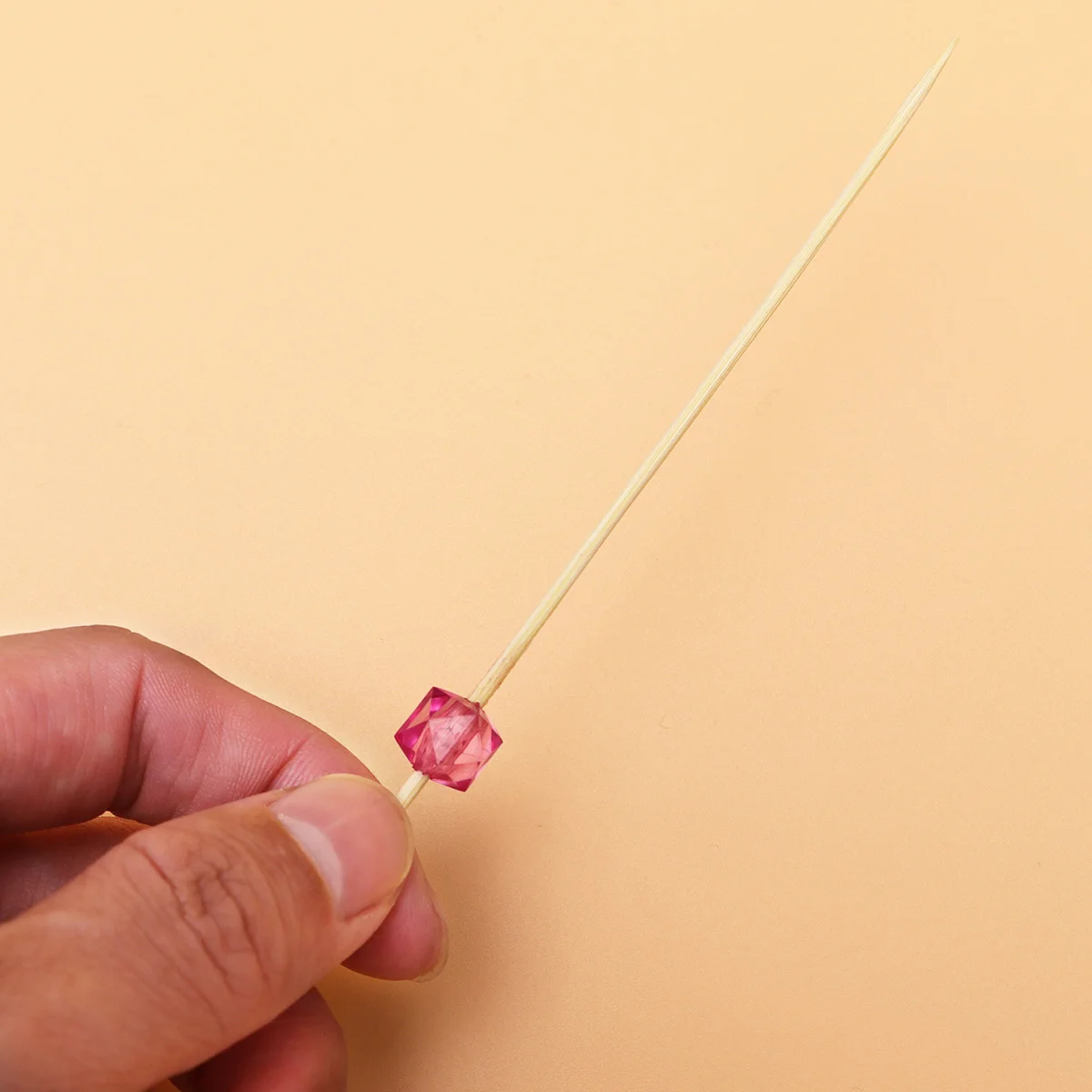 

100Pcs Bamboo Fruit Sticks 12cm One-Time Disposable Cocktail Sandwich Skewers Decorative Wine Picks Safe Healthy