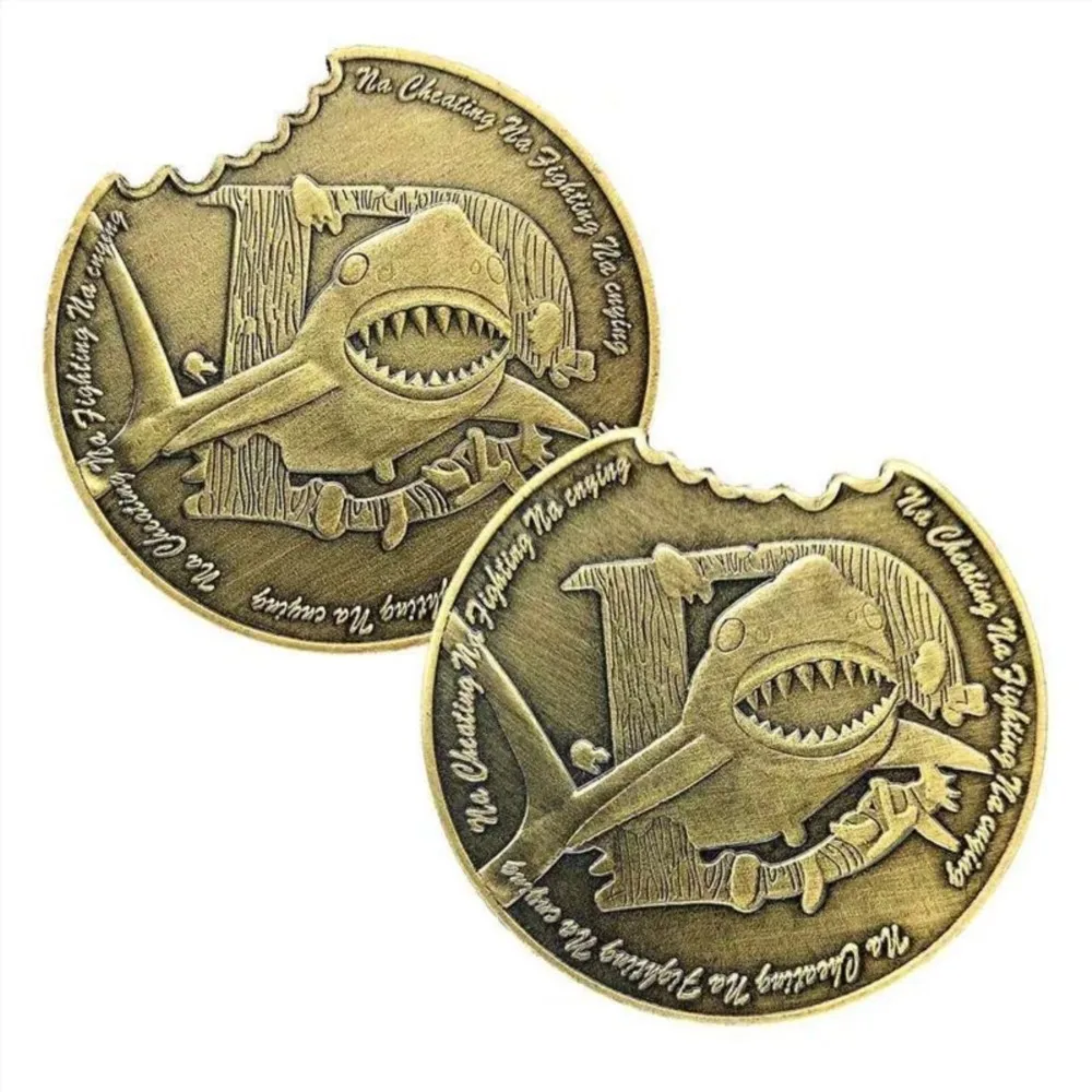 1 PCS Movie Jaws Monety pamiątkowe Shark Animal Protection Coin Ochrona oceanu Brąz Nieregularne wycięcie Heterotype Gap Sharks