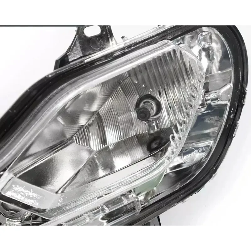 جديد سيارة الهالوجين أضواء الضباب المصابيح الأمامية DRL مصابيح القيادة دون ضوء لمبة أضواء الضباب للهروب كوغا 2013 2014 2015 2016