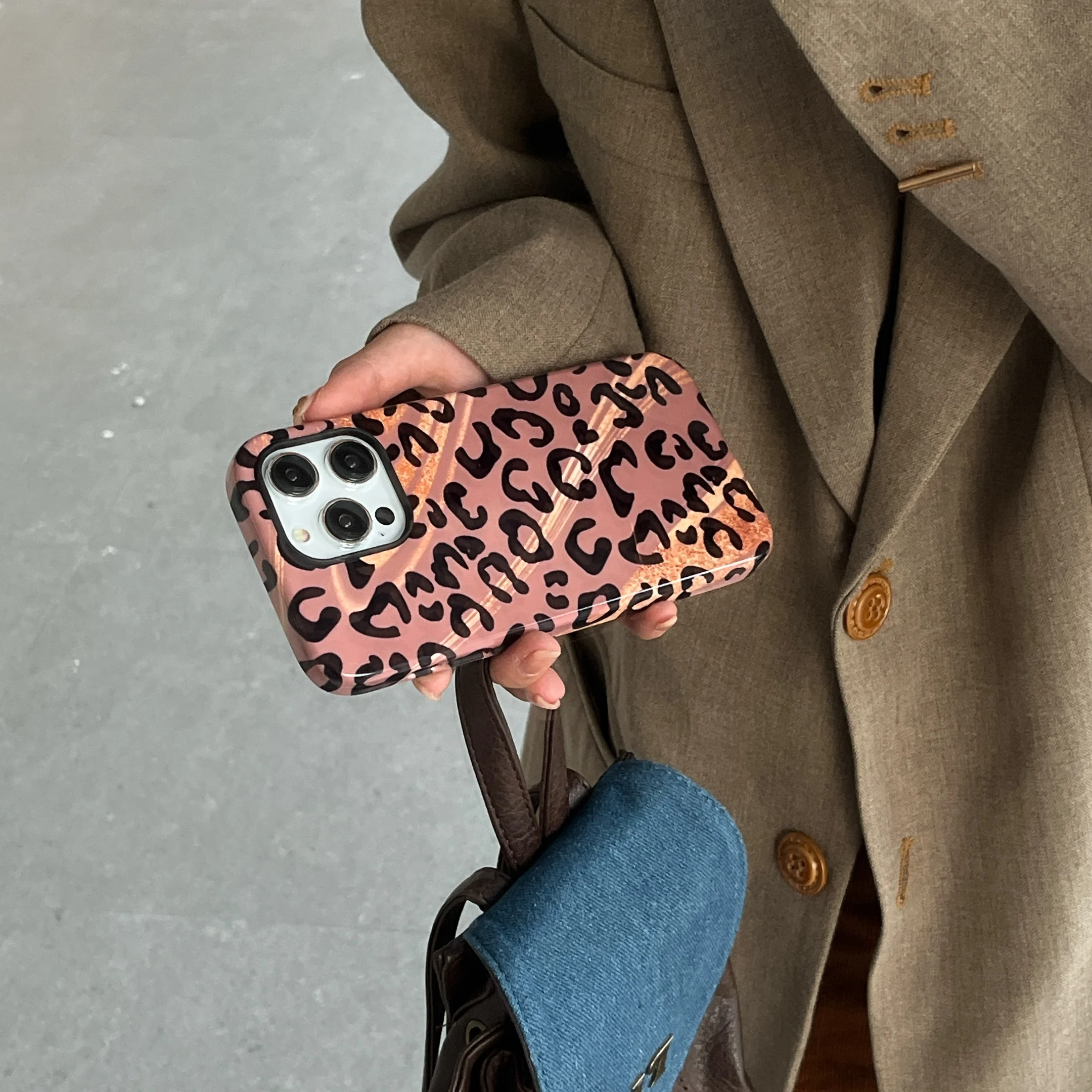 Classic leopard print Inclusive Phone Case Two-In-One Film Protective Shell For iPhone 15 14 13 12 11 Pro Max Plus Mini