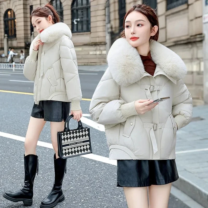 

With Big Fur Collar Warm Cotton Padded Coat Winter 2025 New Down Jacket Women Parkas Short Outerwear Large Size Overwear Ladies