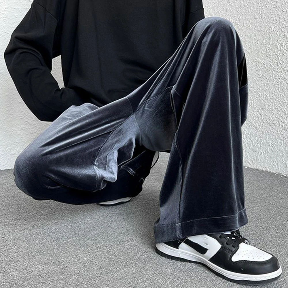 Pantaloni sportivi Casual High Street pantaloni a gamba larga in velluto dorato da uomo vestiti autunnali primaverili pantaloni lunghi lucidi Y2k larghi alla moda di grandi dimensioni